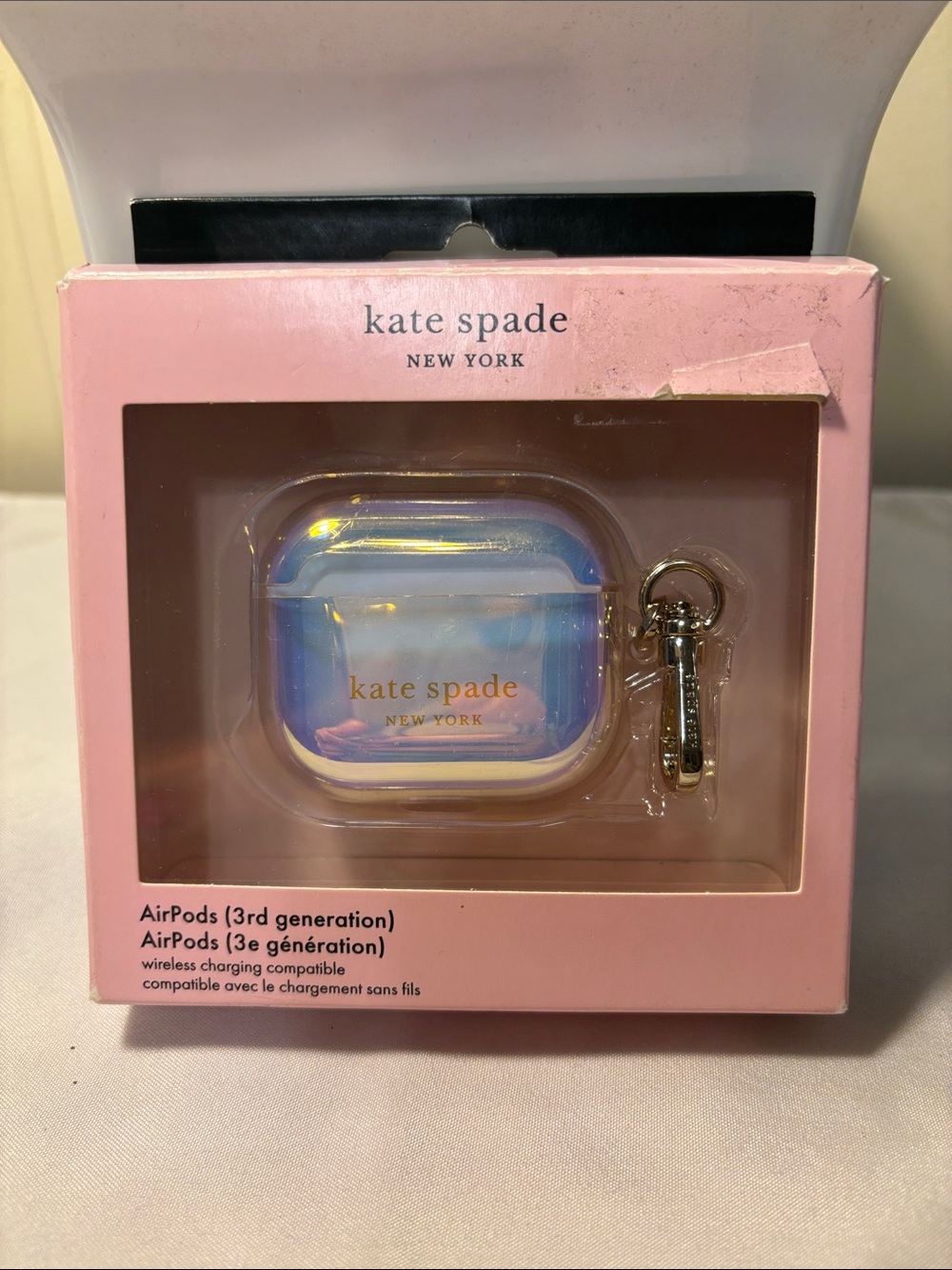NIB/NWT Kate Spade New York Iridescent AirPods Case (3rd Gen) - Discontinued!